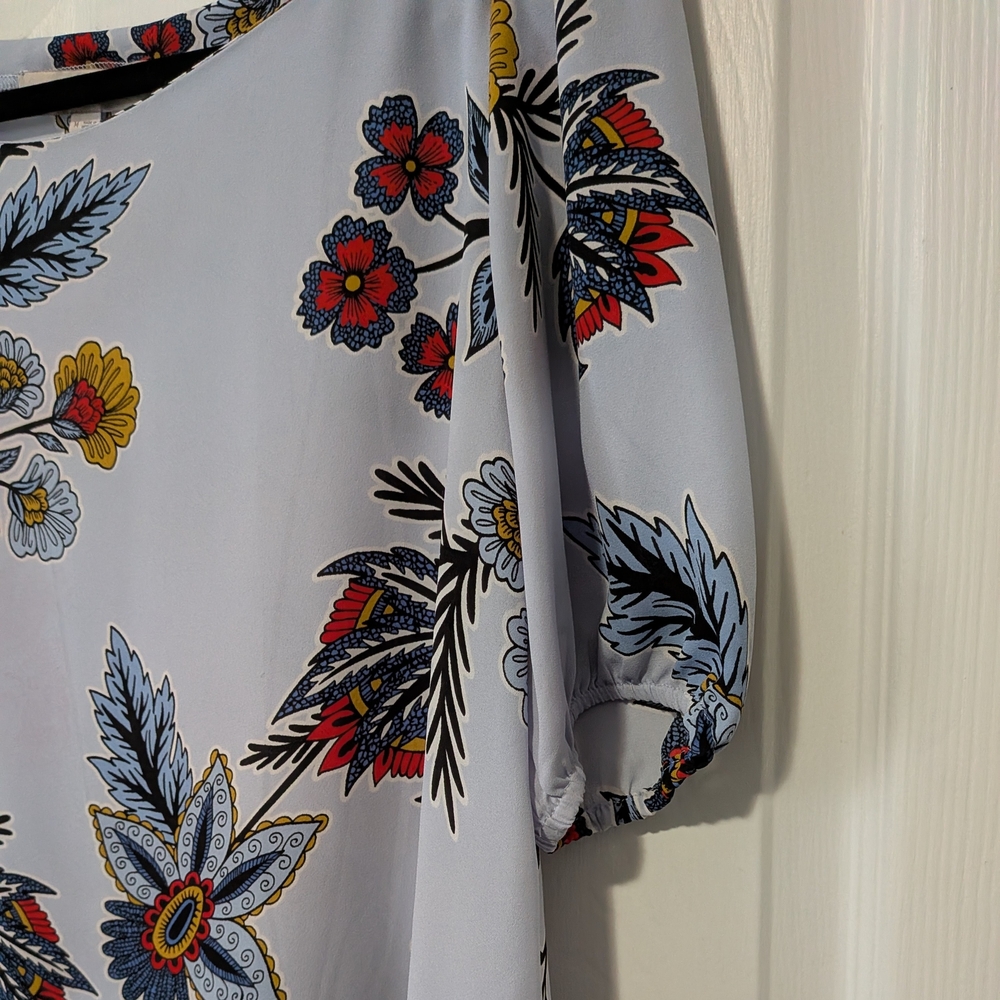 Loft Brand Floral Print Light Blue Women’s Blouse - Picture 4 of 9